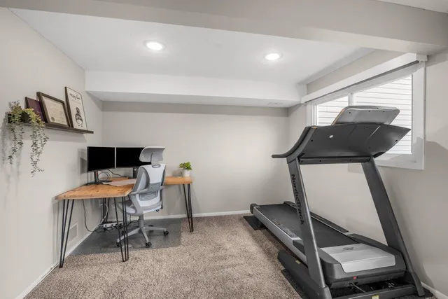 $274,900 | 6942 Ives Lane North, Maple Grove, MN 55369