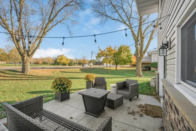 $274,900 | 6942 Ives Lane North, Maple Grove, MN 55369