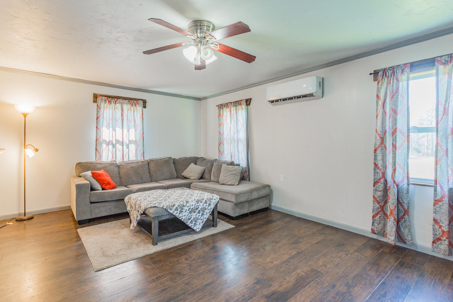 1144 Ridgeway Road LaFayette, GA 30728 - Photo 13 of 46 Den/family room