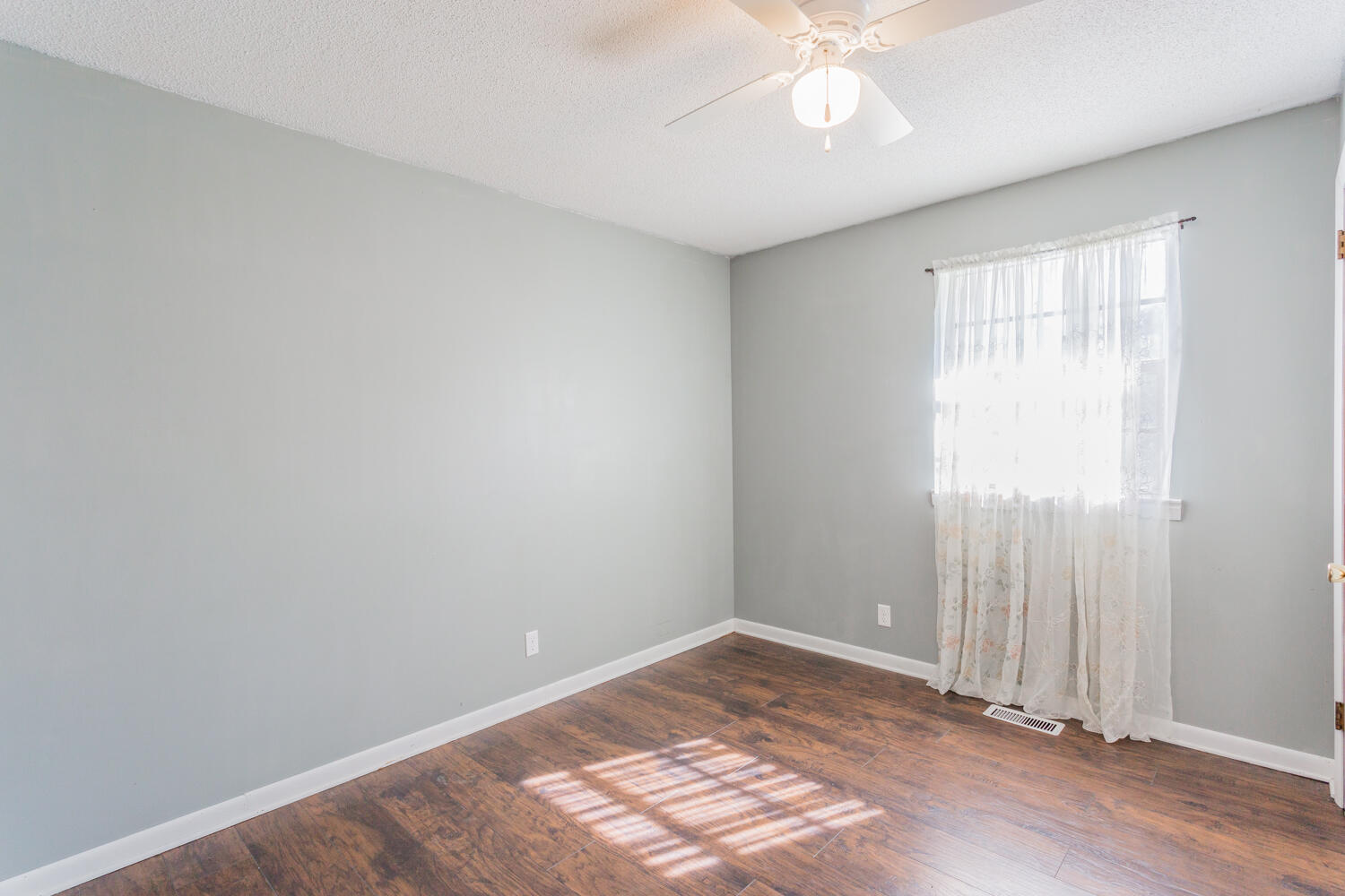 1144 Ridgeway Road LaFayette, GA 30728 - Photo 27 of 46 BR 2