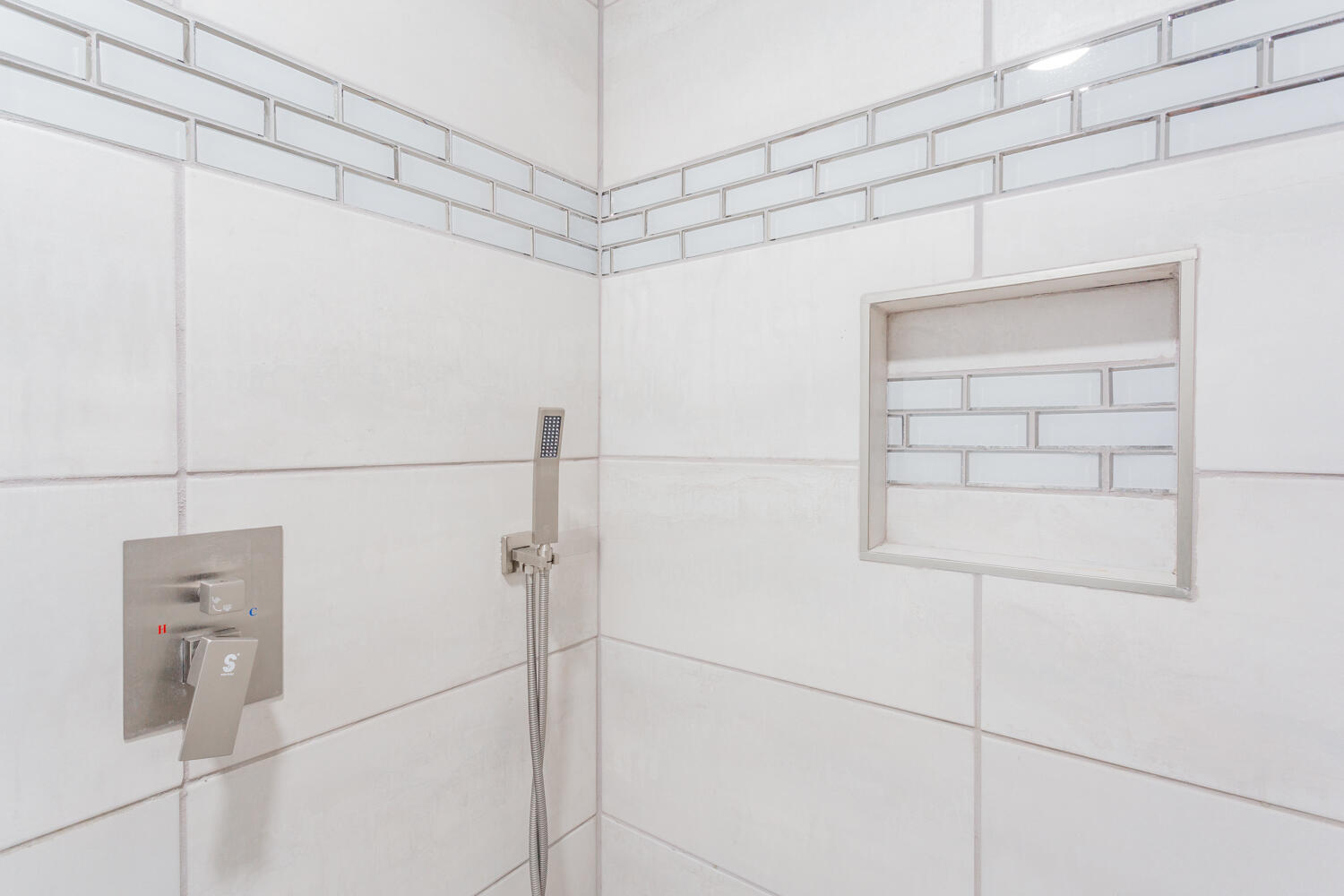 1144 Ridgeway Road LaFayette, GA 30728 - Photo 32 of 46 Tiled Shower