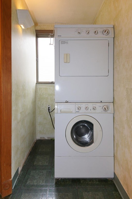 90 Beal Road Waltham, MA 02453 - Photo 11 of 27