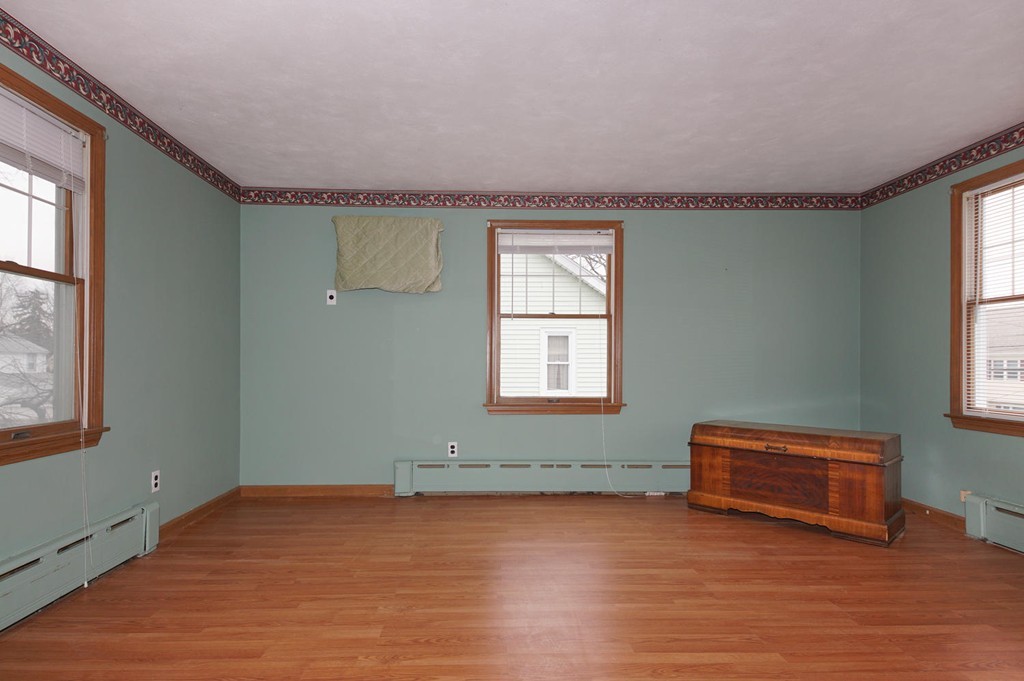 90 Beal Road Waltham, MA 02453 - Photo 18 of 27