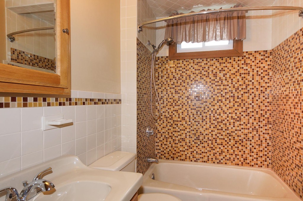 90 Beal Road Waltham, MA 02453 - Photo 19 of 27