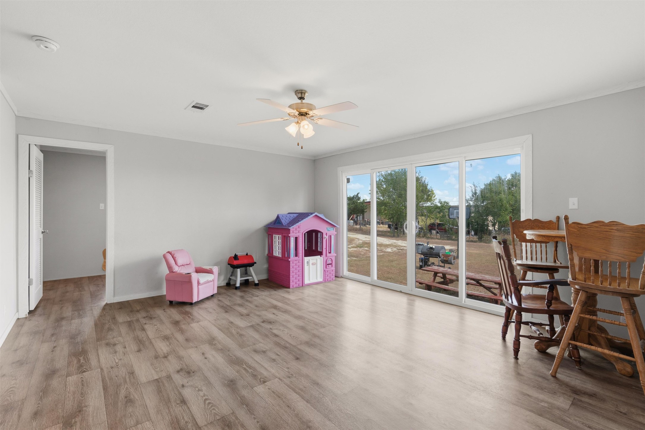 13111 Elm Grove Road Buda, TX 78610 - Photo 30 of 39 Gallery Image 30