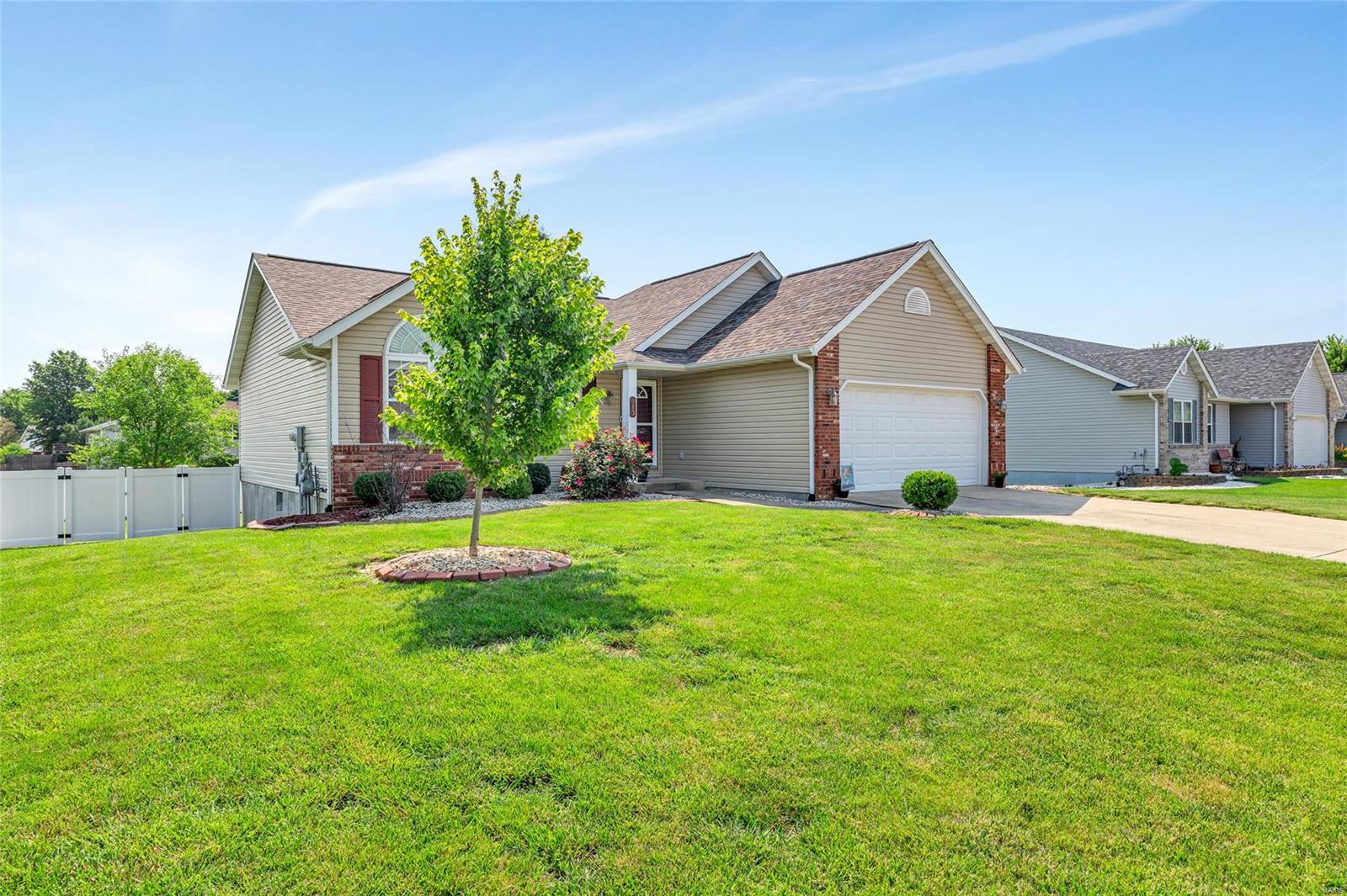 613 Copper Line Road Maryville, IL 62062 - Photo 37 of 41 Gallery Image 37
