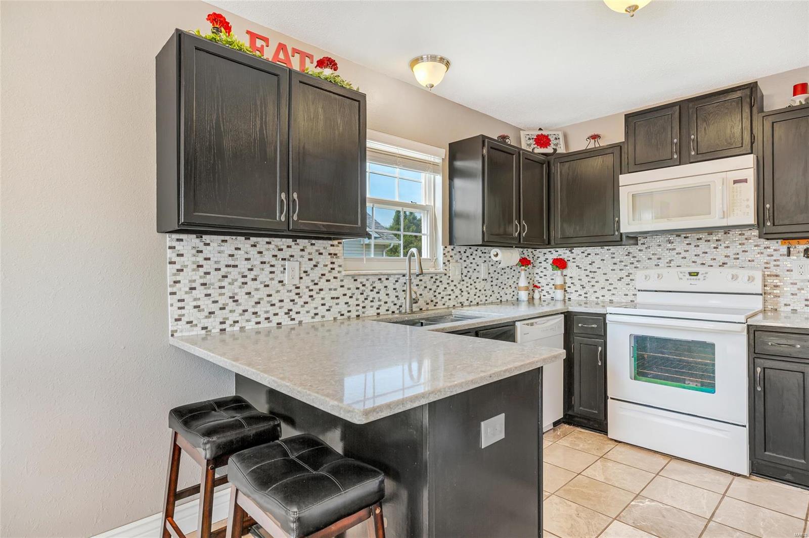 613 Copper Line Road Maryville, IL 62062 - Photo 7 of 41 Gallery Image 7