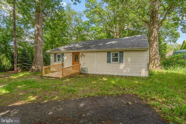 $275,000 | 11 Concord Avenue, Westville, NJ 08093