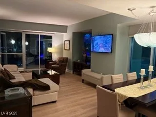 $3,500 | 2700 South Las Vegas Boulevard, Unit 708, Las Vegas, NV 89109
