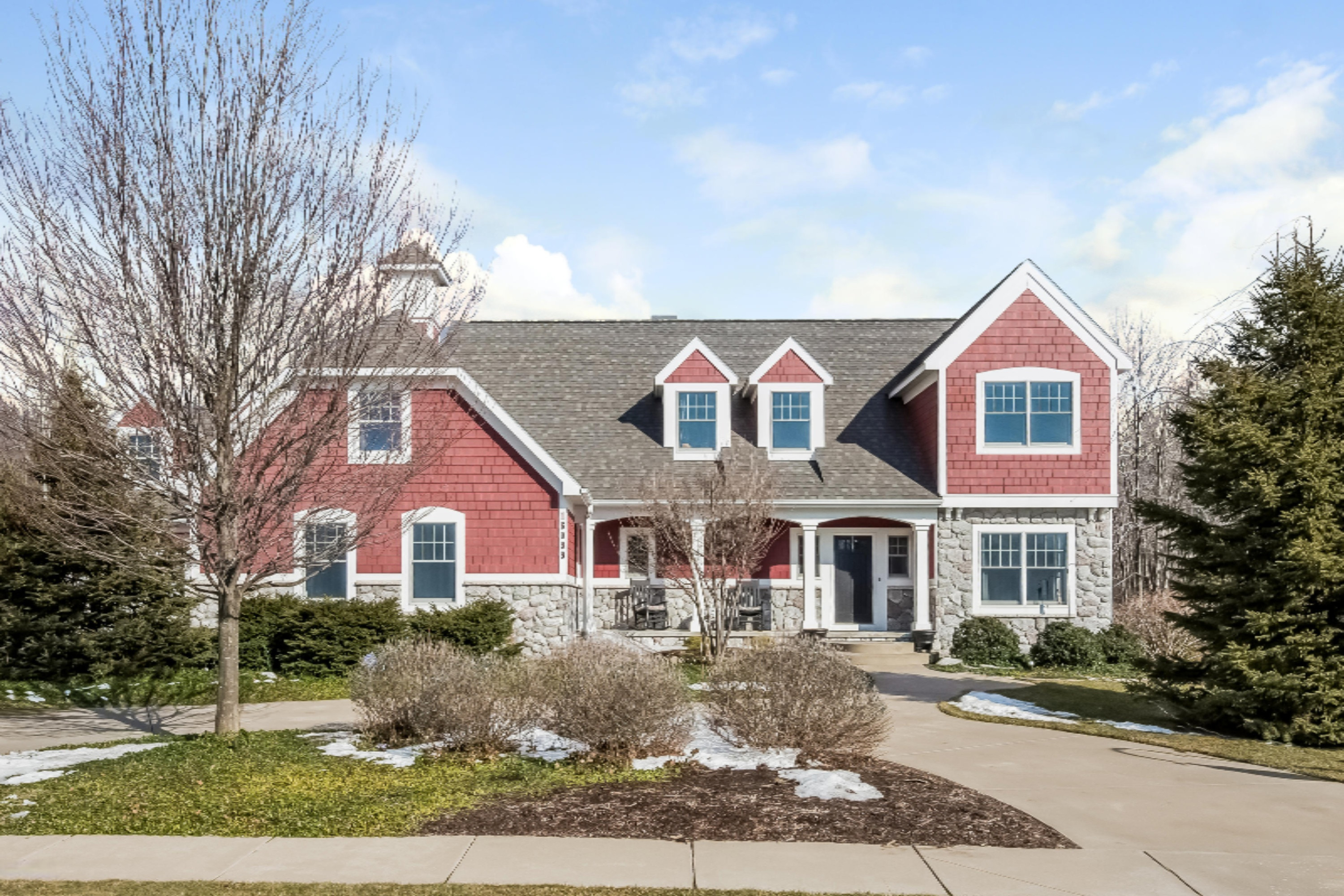 16099 Surrey Way Spring Lake, MI 49456 - Photo 1 of 60 001-Front_View-2397587-large - Copy