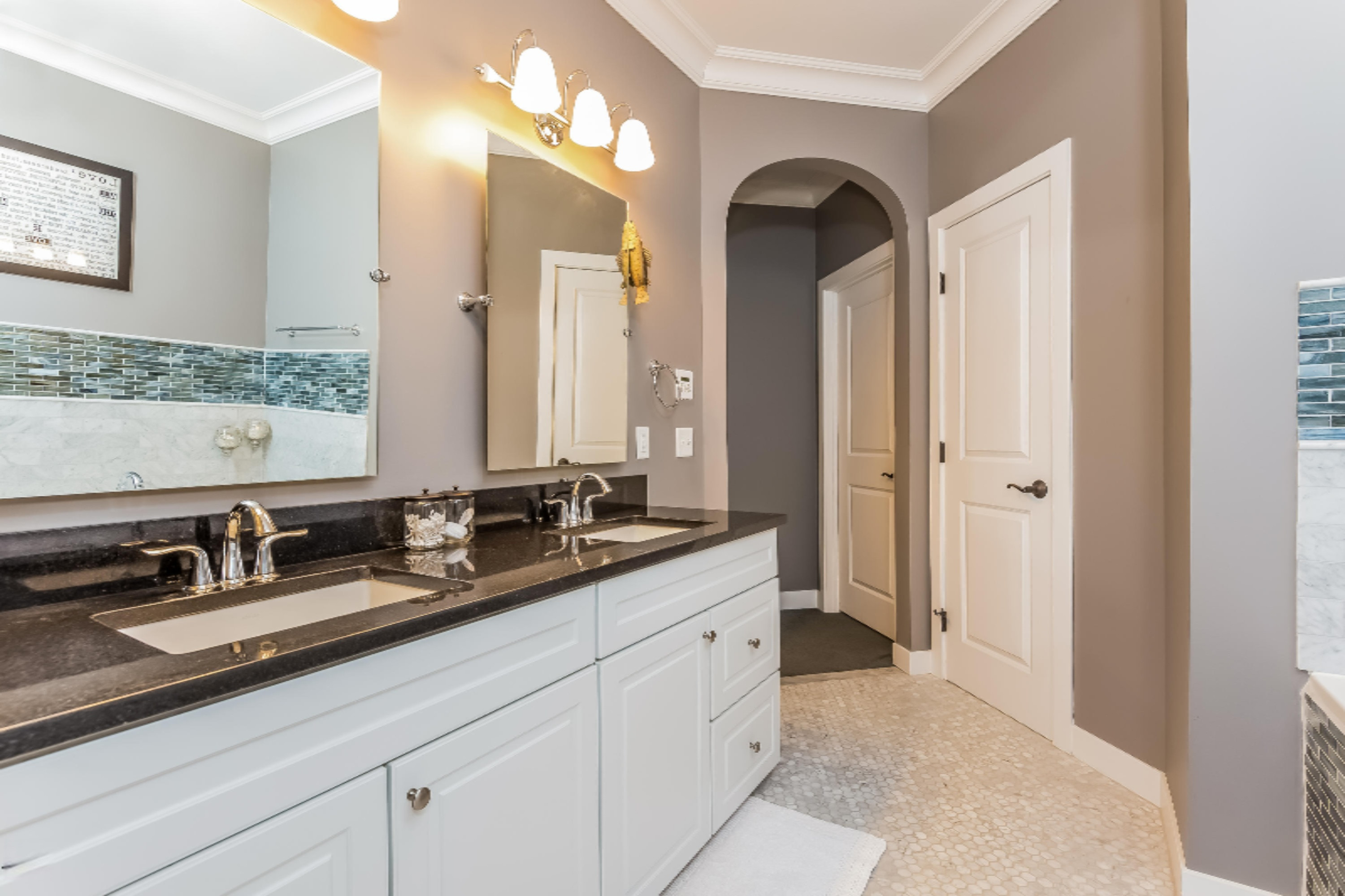 16099 Surrey Way Spring Lake, MI 49456 - Photo 24 of 60 024-Master_Bathroom-2397608-large - Copy