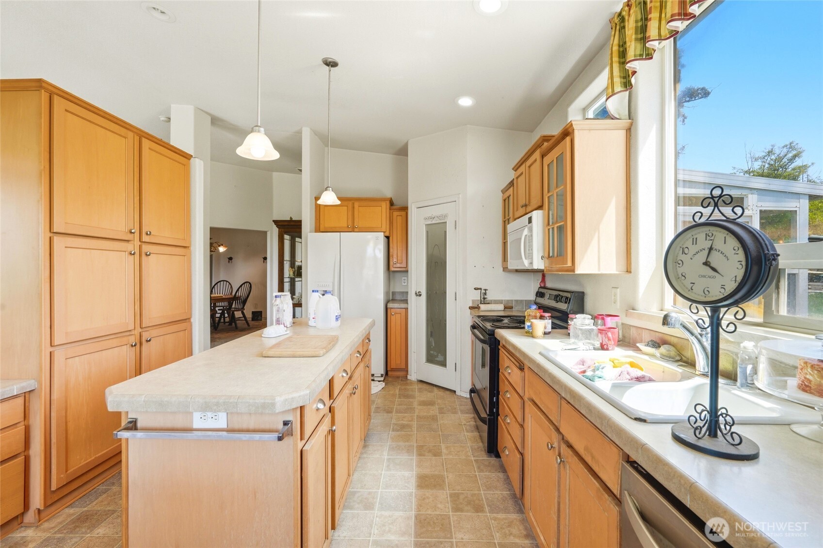 162 West Frostad Road Oak Harbor, WA 98277 - Photo 13 of 39