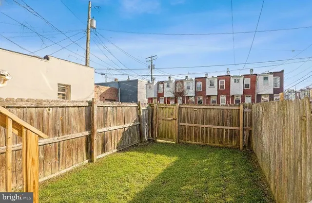 $1,700 | 331 West 30th Street, Baltimore, MD 21211