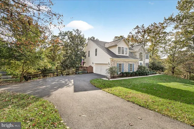 $875,000 | 7460 Porter Drive, Mount Airy, MD 21771