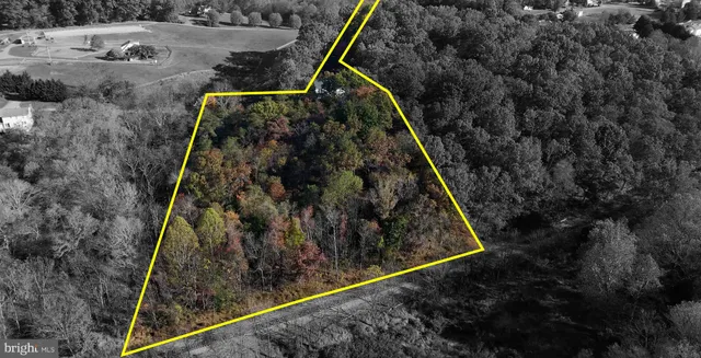 $875,000 | 7460 Porter Drive, Mount Airy, MD 21771