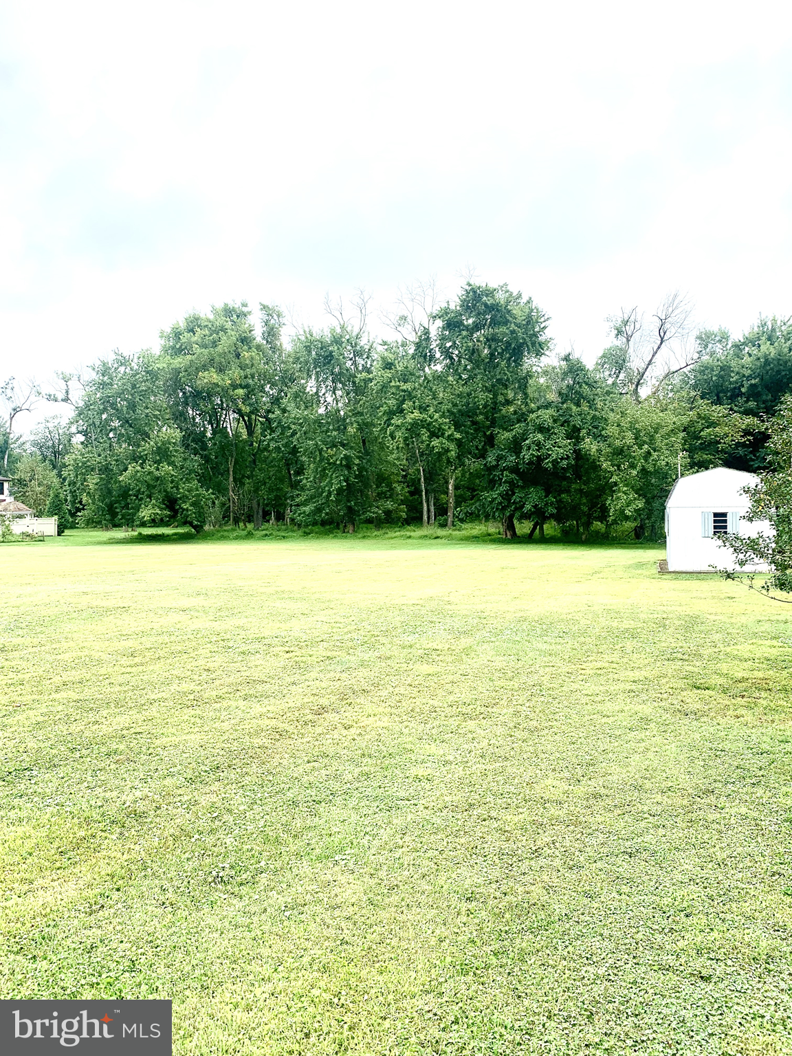 832 Evanson Road Hockessin, DE 19707 - Photo 5 of 13 a view of an ocean