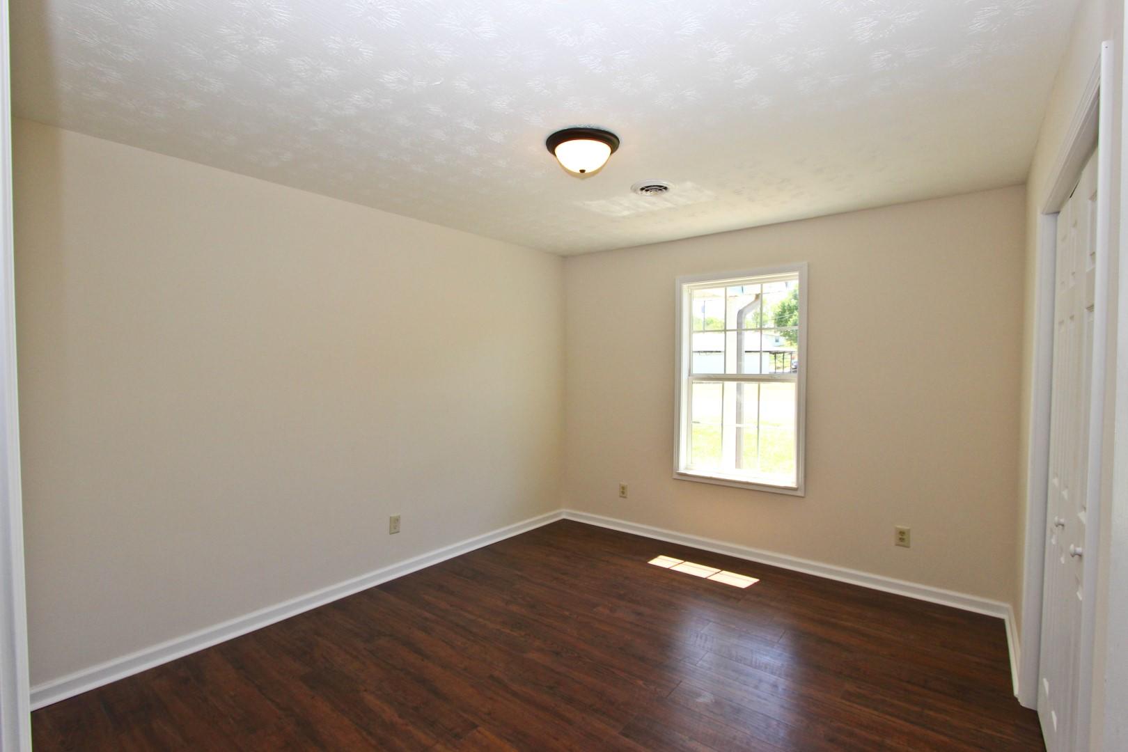 708 Warford Road Newport, TN 37821 - Photo 19 of 34 IMG_4454