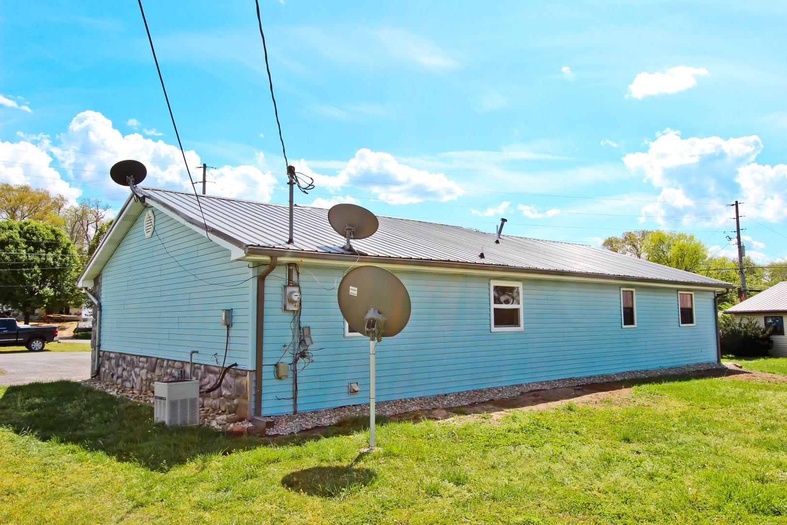 708 Warford Road Newport, TN 37821 - Photo 32 of 34 IMG_4411