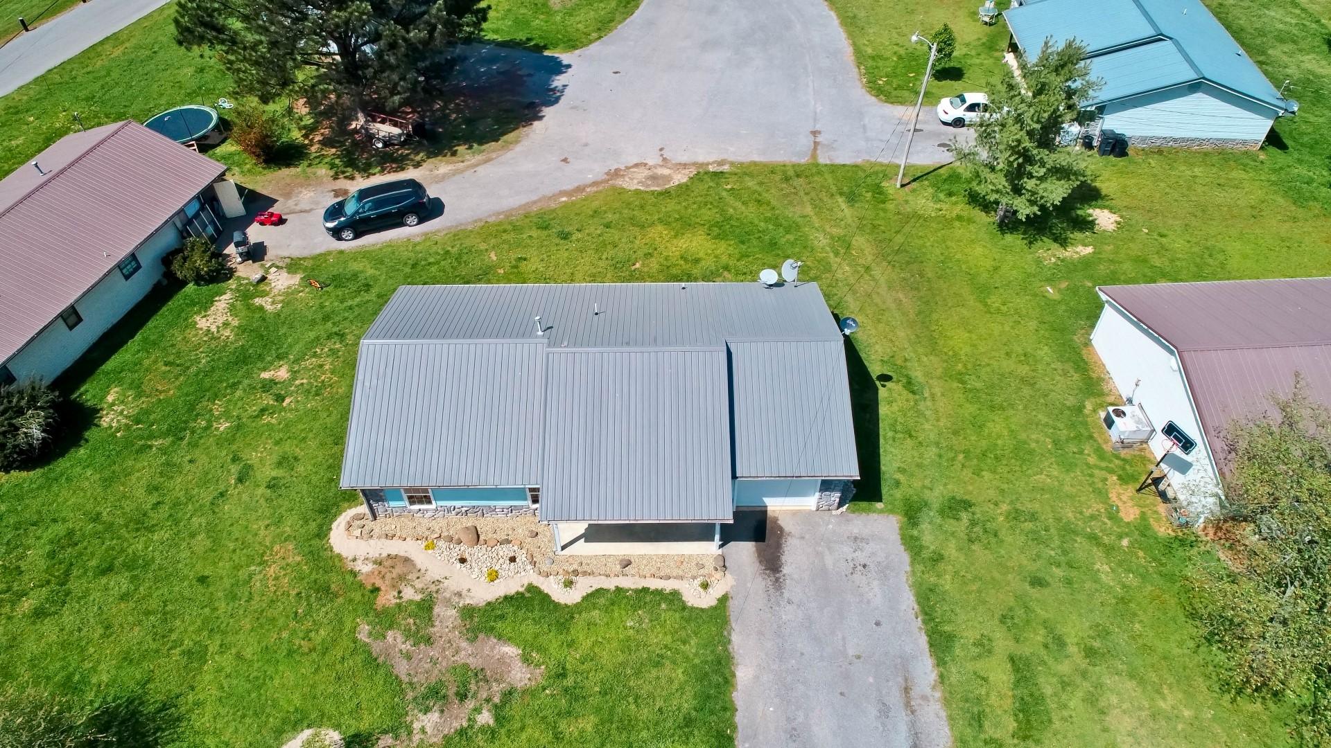 708 Warford Road Newport, TN 37821 - Photo 8 of 34 DJI_0010