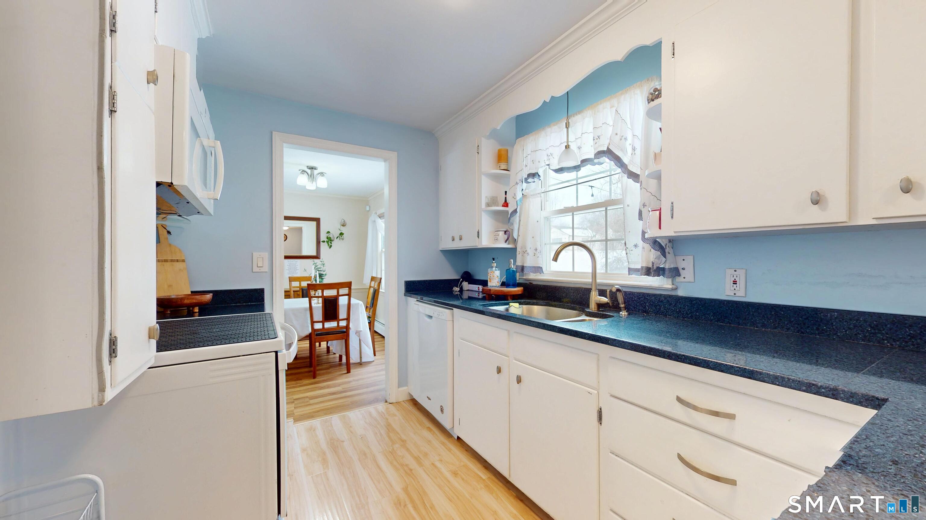 33 Olney Road Wethersfield, CT 06109 - Photo 12 of 27