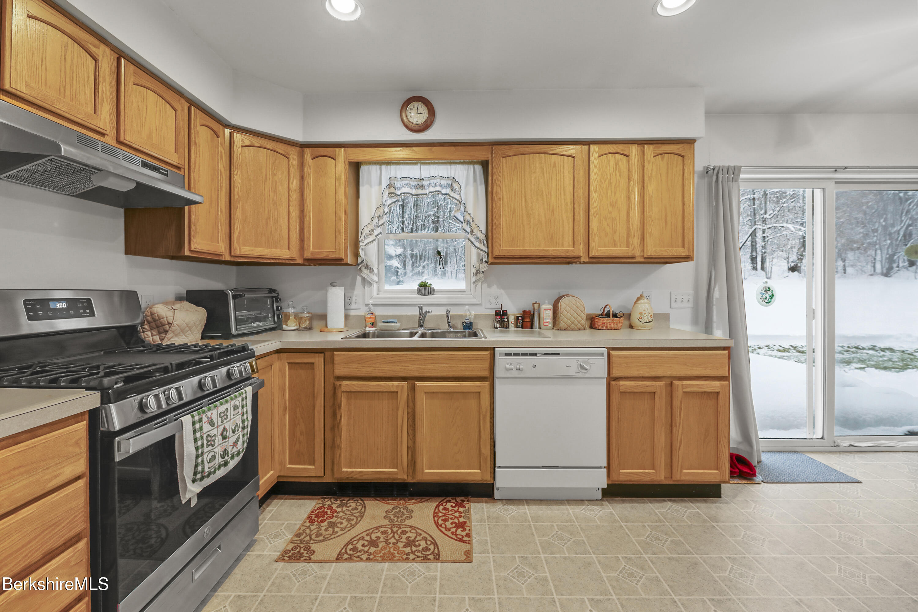 2161 Hancock Road Hancock, MA 01267 - Photo 12 of 29 70 Kitchen