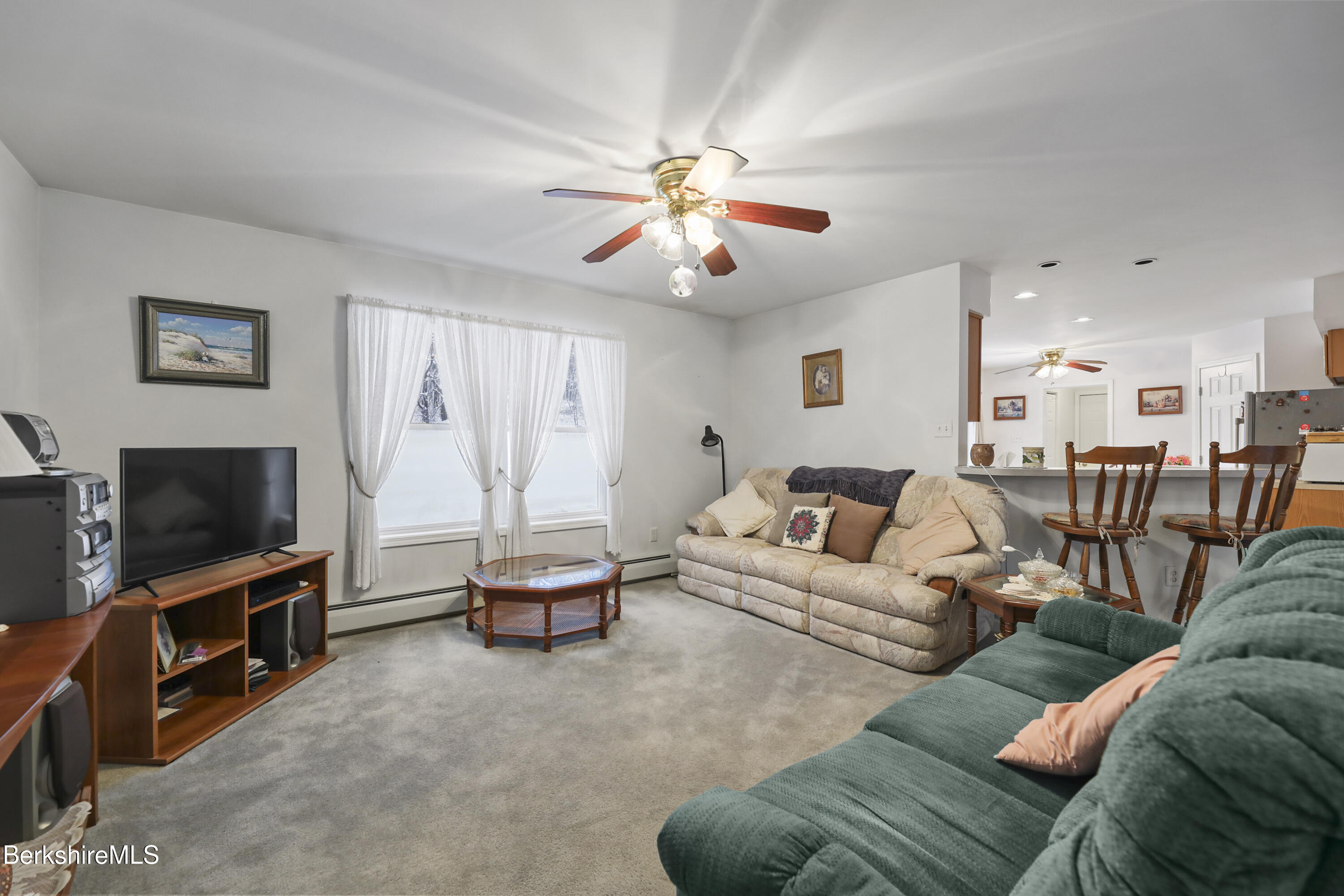 2161 Hancock Road Hancock, MA 01267 - Photo 5 of 29 25 Living Room