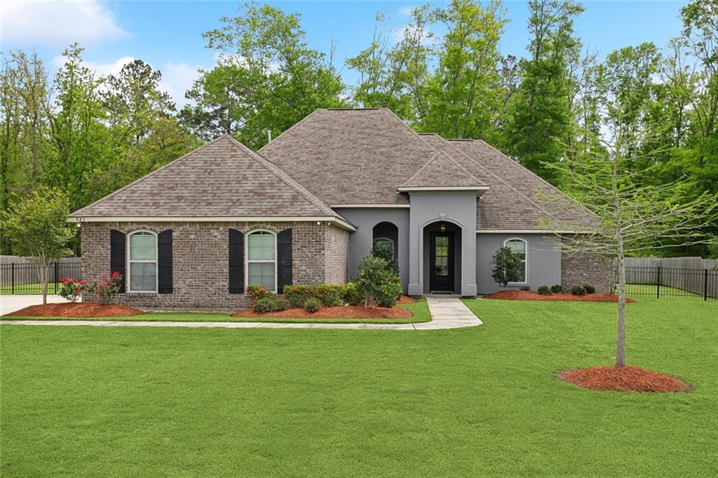 335 Saw Grass Loop Covington, LA 70435 - Photo 1 of 32 Gallery Image 1