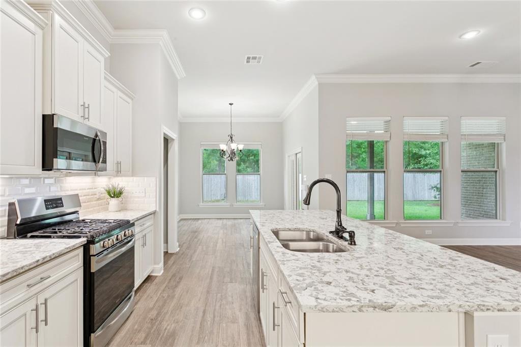 335 Saw Grass Loop Covington, LA 70435 - Photo 7 of 32 Gallery Image 7
