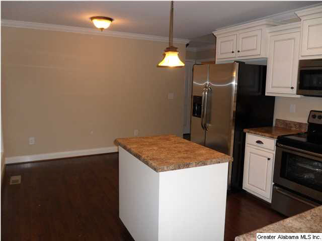 305 Watson Way Gardendale, AL 35071 - Photo 10 of 30