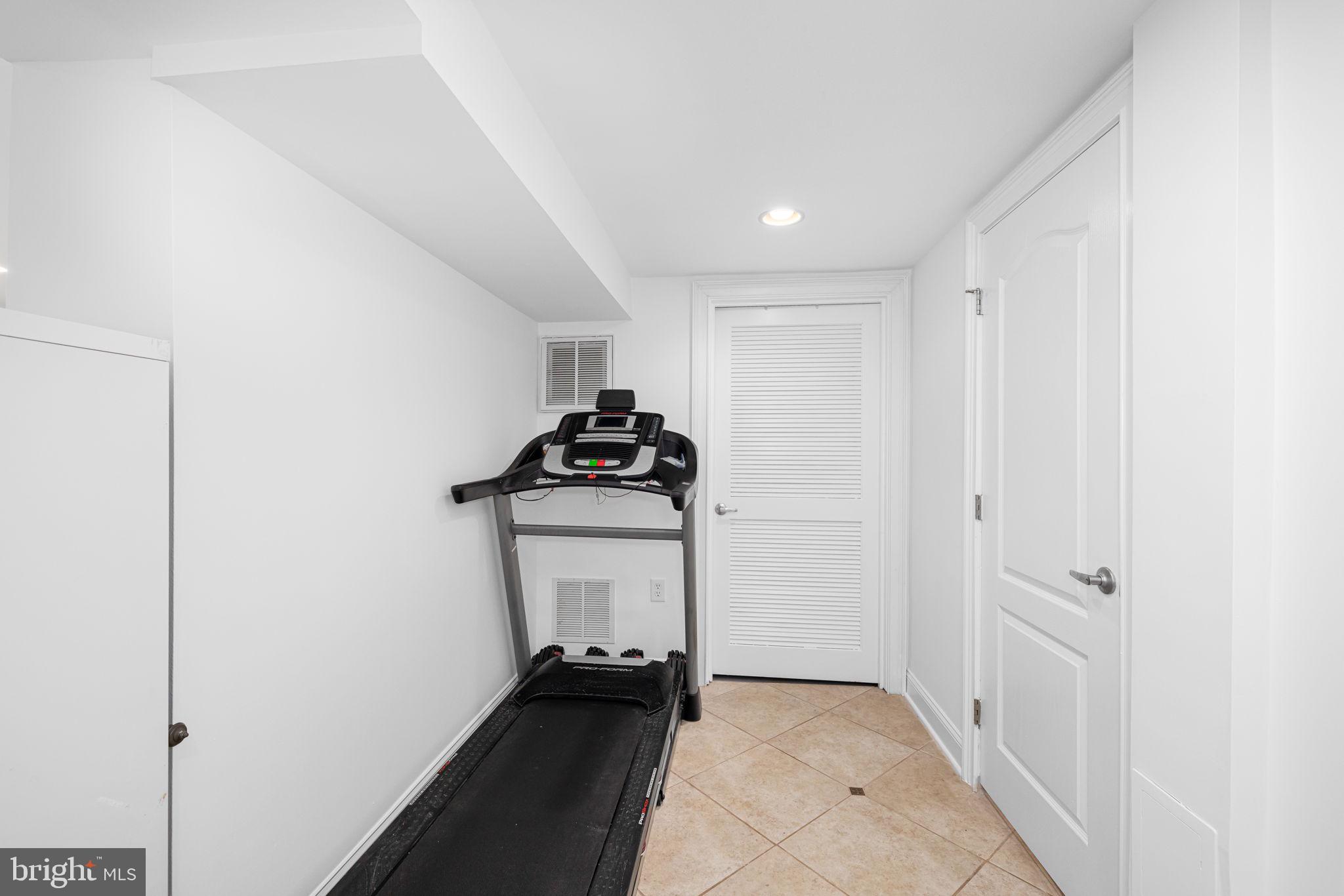 4204 13th Place Northeast Washington, DC 20017 - Photo 32 of 43