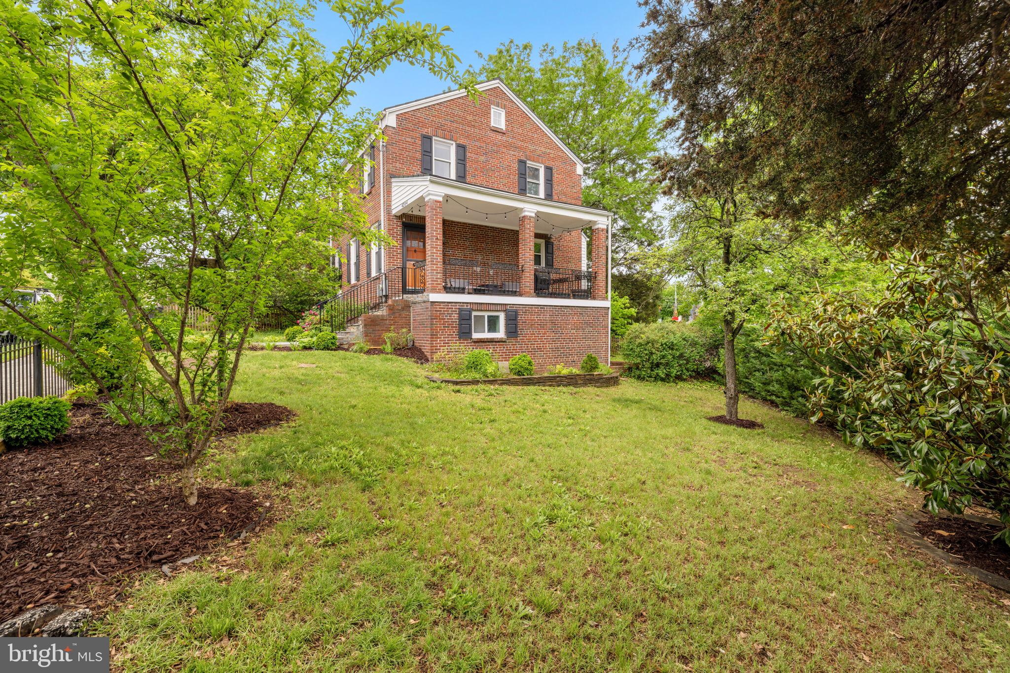 4204 13th Place Northeast Washington, DC 20017 - Photo 4 of 43