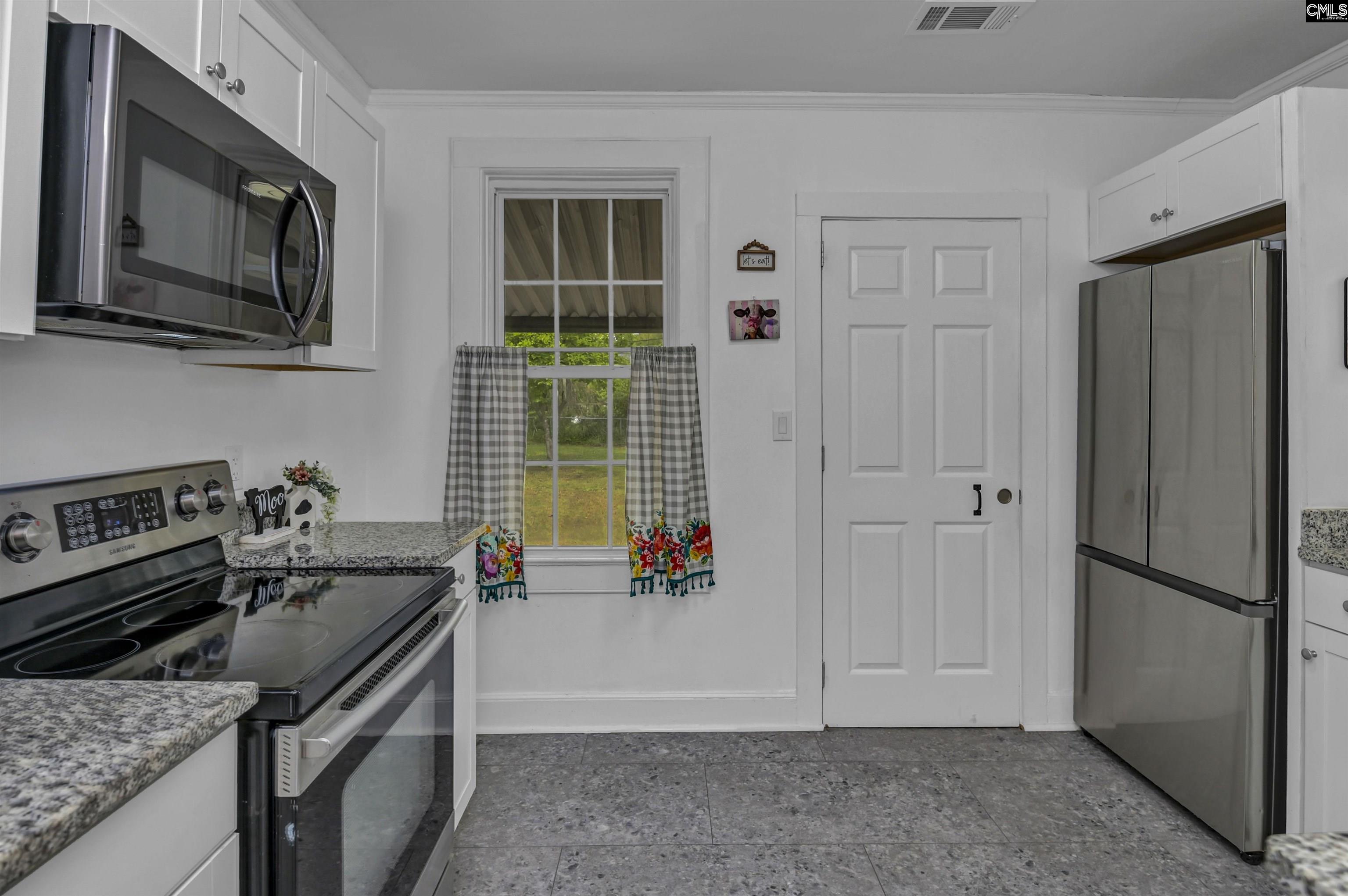 1020 Naples Avenue Cayce, SC 29033 - Photo 18 of 56