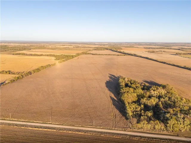 $868,500 | 0 Virginia Road, Kincaid, KS 66039