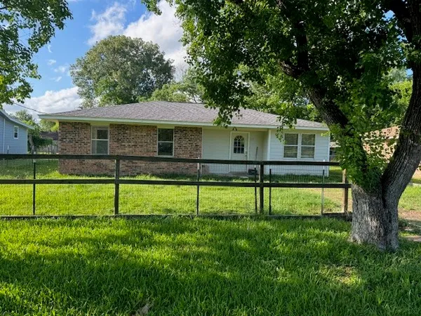 $1,450 | 1208 Glendale Street, Dayton, TX 77535