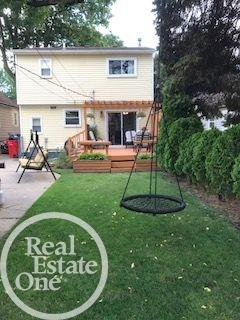 2050 Hampton Road Grosse Pointe, MI 48236 - Photo 25 of 27 31324999-24.JPG