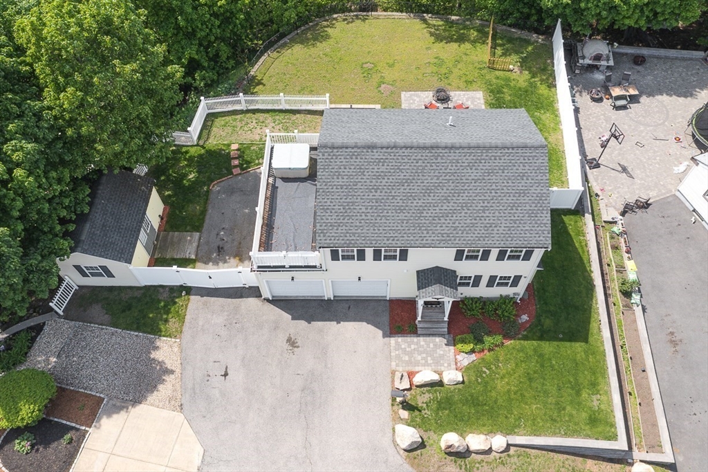 25 Gordon Road Lynn, MA 01904 - Photo 33 of 36