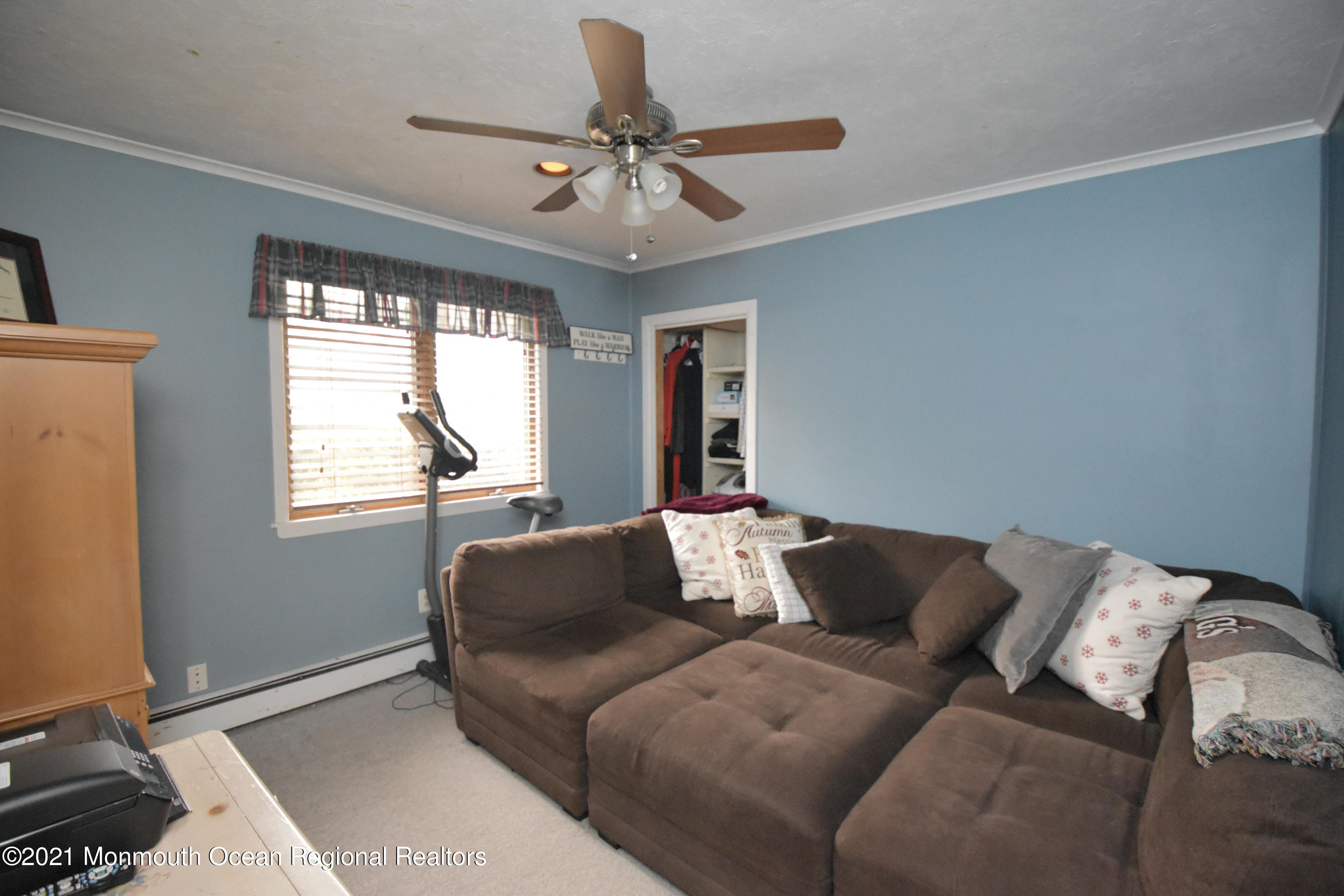 1007 Cedar Lane Brielle, NJ 08730 - Photo 29 of 46 a living room with furniture and a window