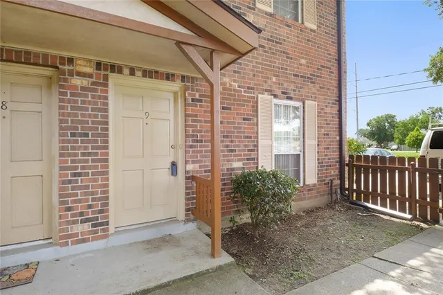 $1,400 | 1729 Newport Place, Unit 9, Kenner, LA 70065