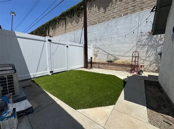 $2,250 | 6885 Shoshonee Way, Unit B, Buena Park, CA 90620