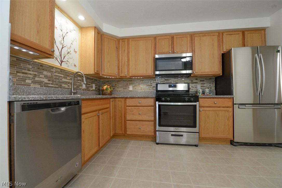4807 North Sedgewick Road Cleveland, OH 44124 - Photo 3 of 26 Gallery Image 3
