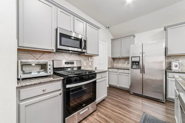 $2,200 | 3623 Dancing Daisy Lane, Richmond, TX 77406