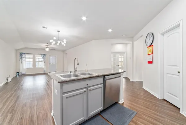 $2,200 | 3623 Dancing Daisy Lane, Richmond, TX 77406