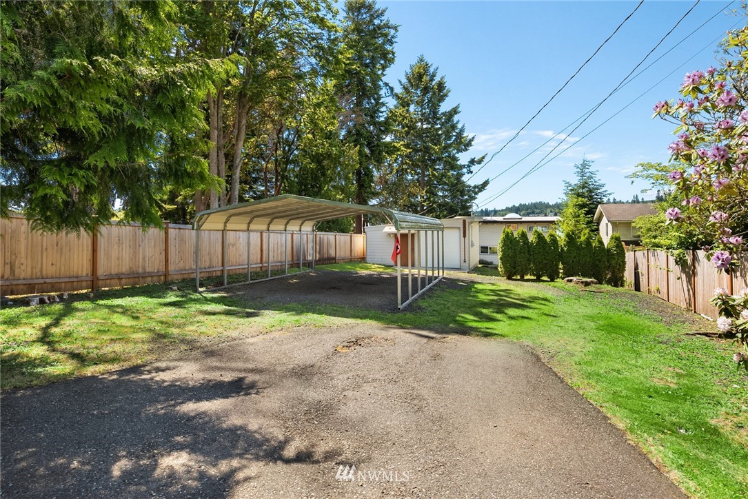 11051 Northeast West Kingston Road Kingston, WA 98346 - Photo 30 of 35