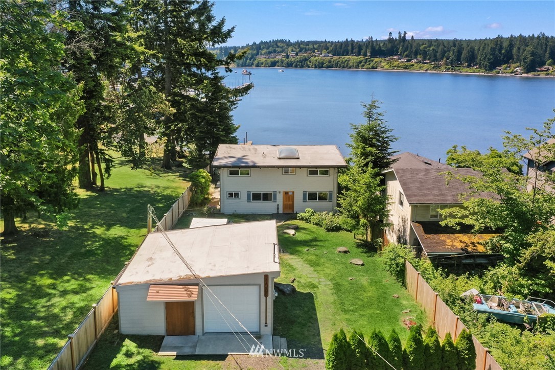11051 Northeast West Kingston Road Kingston, WA 98346 - Photo 6 of 35