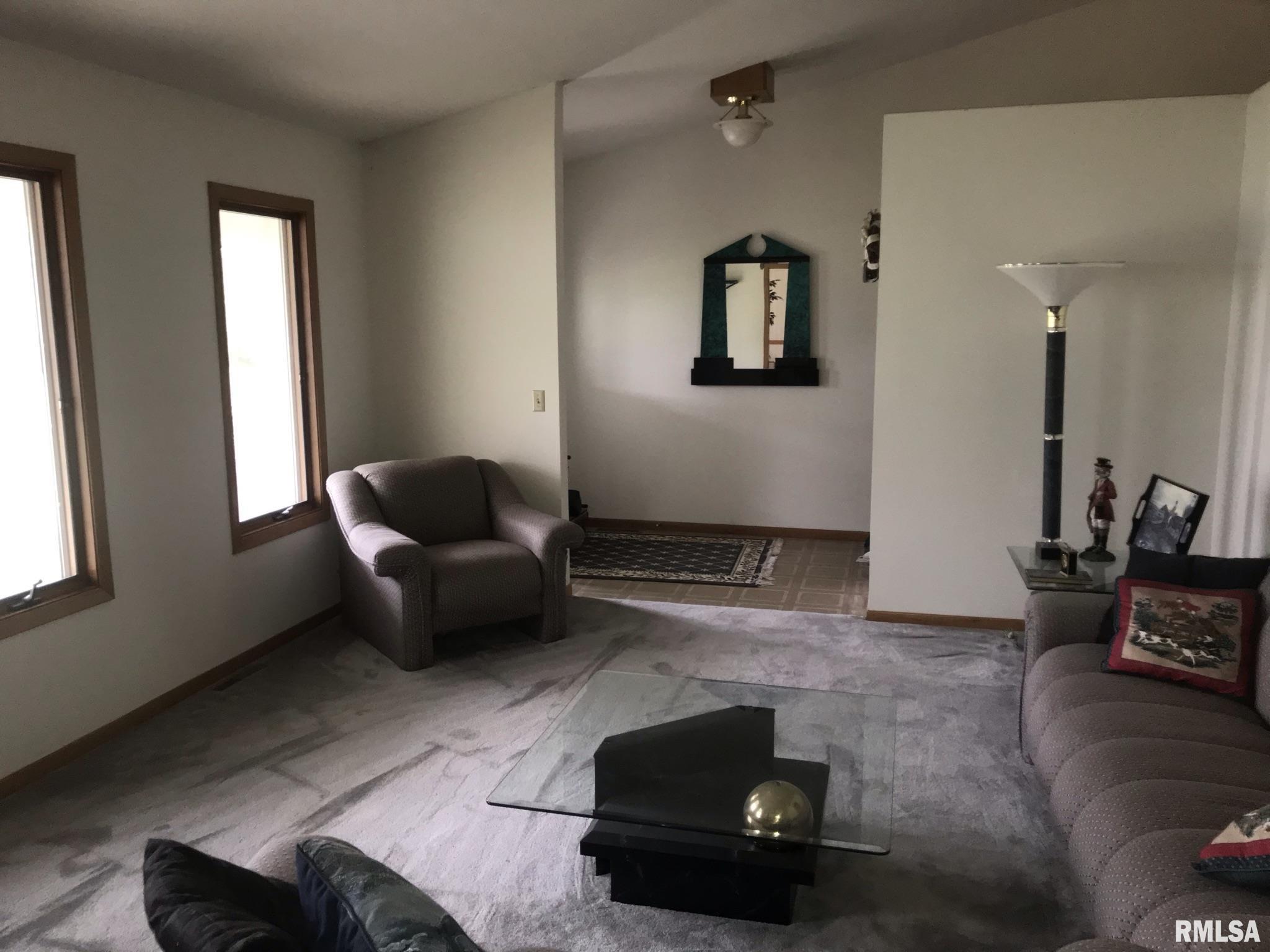 7040 Talbot Road Geneseo, IL 61254 - Photo 25 of 31 Gallery Image 25