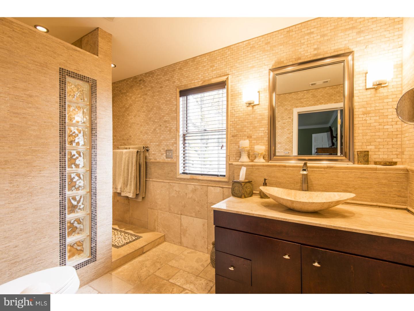 410 Crest Road Oreland, PA 19075 - Photo 15 of 25 Gallery Image 15