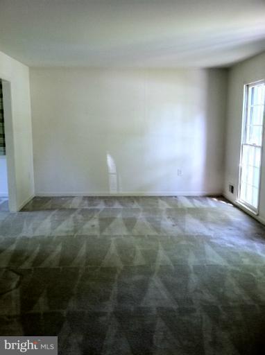 16129 Chester Mill Terrace Silver Spring, MD 20906 - Photo 1 of 6 Living Room