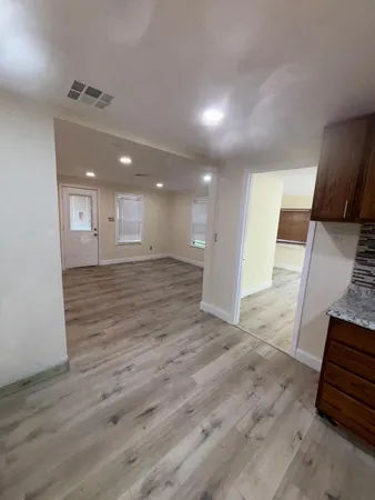 $1,800 | 1717 Linwood Avenue, Fort Pierce, FL 34982