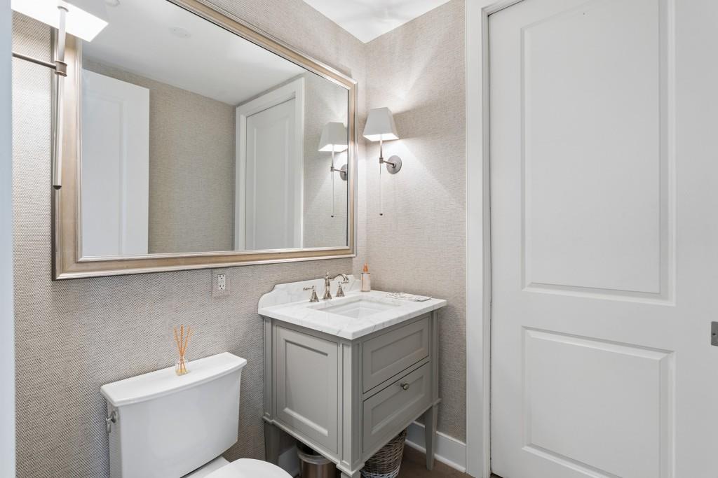 3630 Peachtree Road, Unit 3002 Atlanta, GA 30319 - Photo 39 of 62 Gallery Image 39