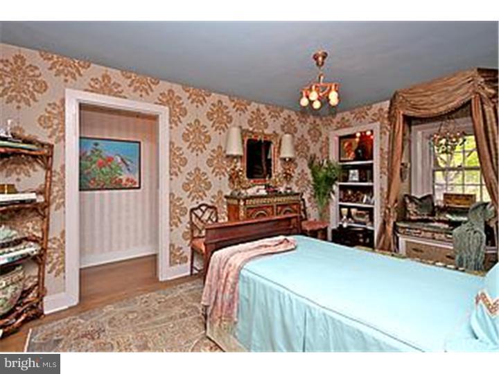 341 East Knowlton Road Media, PA 19063 - Photo 17 of 25 Bedroom